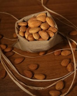 Apricot seed, Apricot kernel Hunza