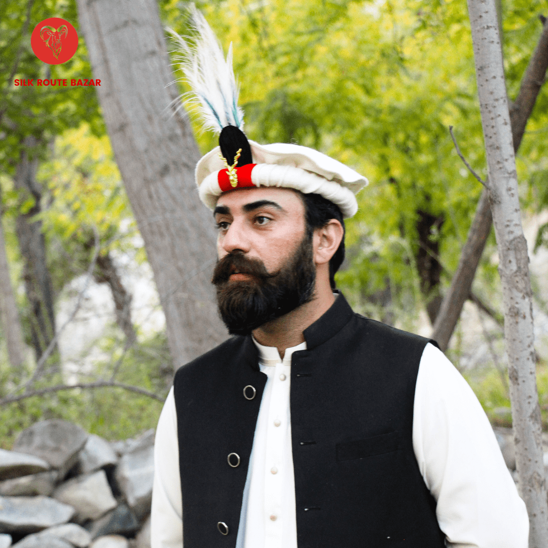 White Chitrali Cap with Markhor Plate