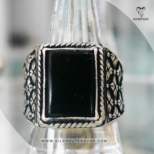 Black aqeeq ring