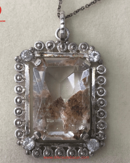 Skardu Natural Quartz Pendent For Women