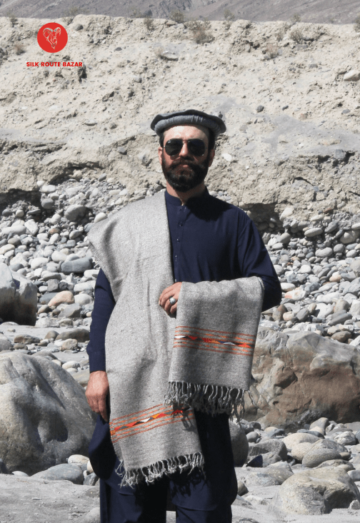 Light grey Mountain Shawl